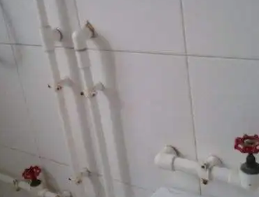 白碱滩水管维修多少钱